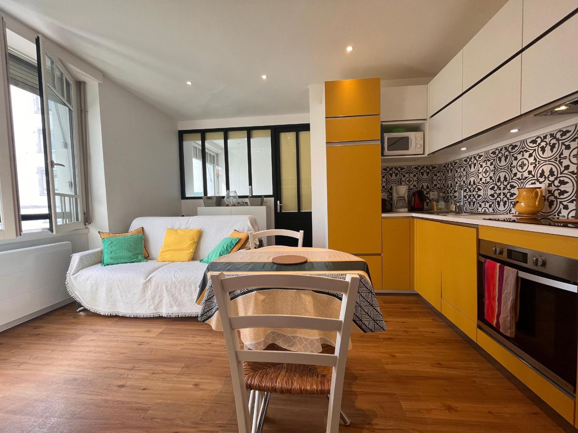 Lumineux 1 Au Coeur De Saint-jean-de-luz, Proche Et Halles - Fr-1-239-890 Appartement Saint-Jean-de-Luz